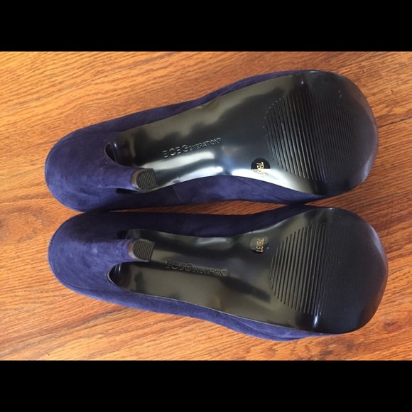 BCBGeneration Royal Blue Suede high Heels - Picture 3 of 8